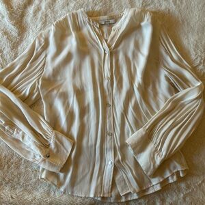 Frame Cream Button-Up silk Blouse